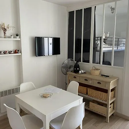 Apartmán Spacieux Avec Piscine - 6 Pers. - Fr-1-874-52 *